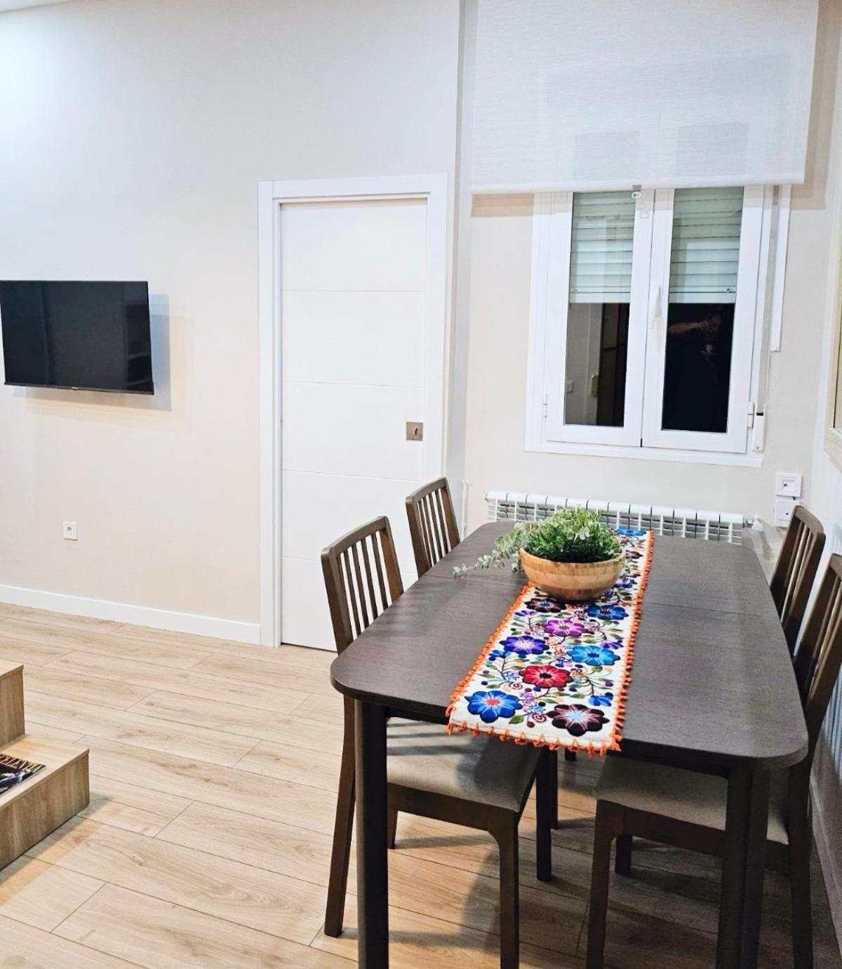Acogedor Apartamento En Atocha By Bebalmy Madryt Zewnętrze zdjęcie